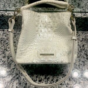 Brahmin Women Melbourne Mini Amelia Bucket Bag. Oyster Color.
